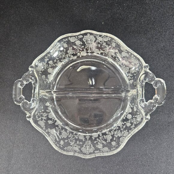 Elegant Cambridge "Rose Point" Etched Floral Divided 2 Part Dish Circa 1934-1958 - Picture 1 of 9